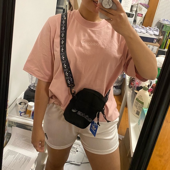 NEW Adidas Crossbody Bag (Black) - Picture 1 of 9